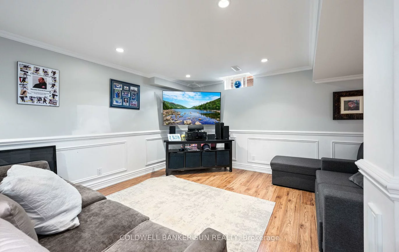13, Rustic, Bolton East, Caledon