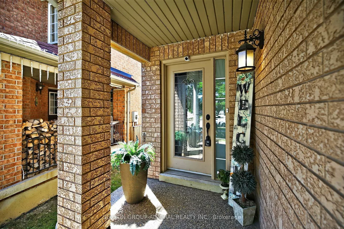 93, Harvest Moon, Bolton West, Caledon