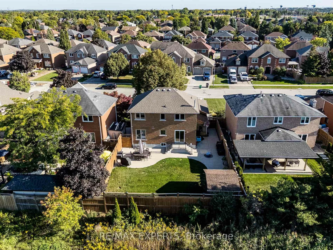 20, Foxchase, Bolton North, Caledon
