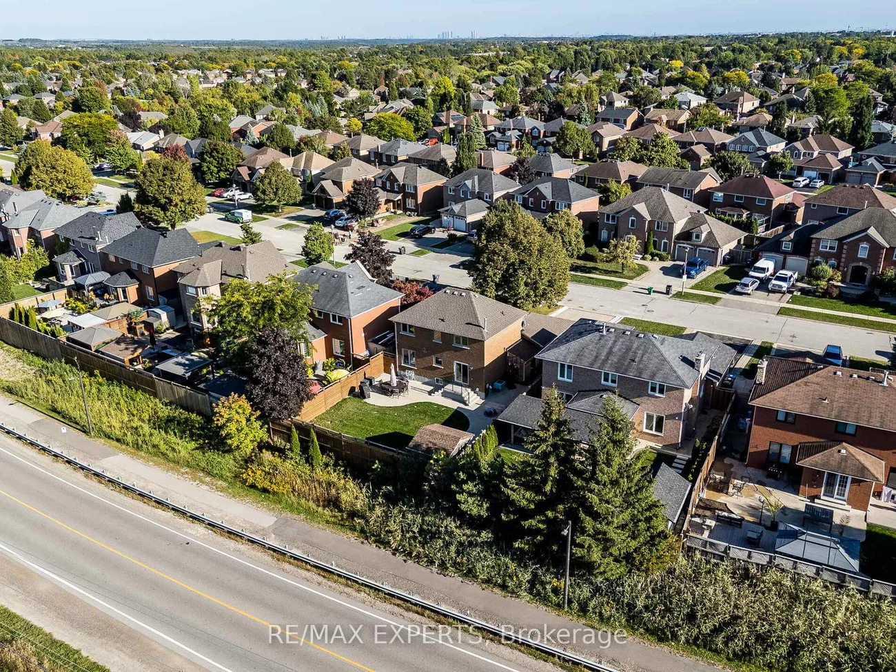 20, Foxchase, Bolton North, Caledon