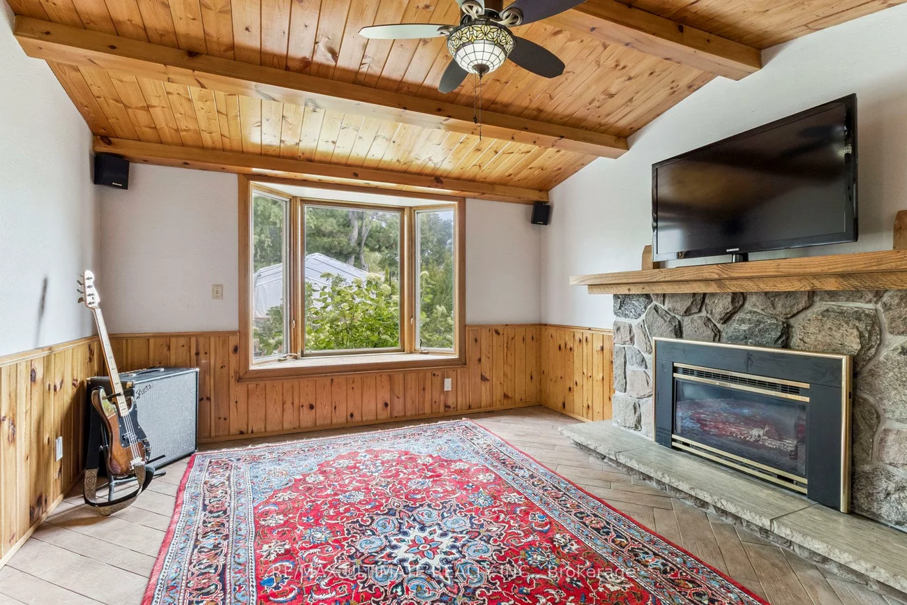 40, Birchview, Bolton North, Caledon