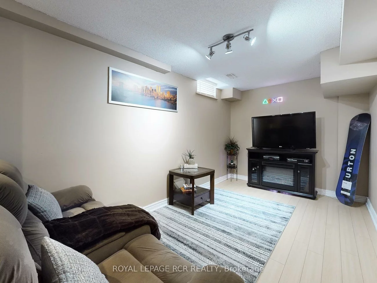28, Wakely, Bolton West, Caledon