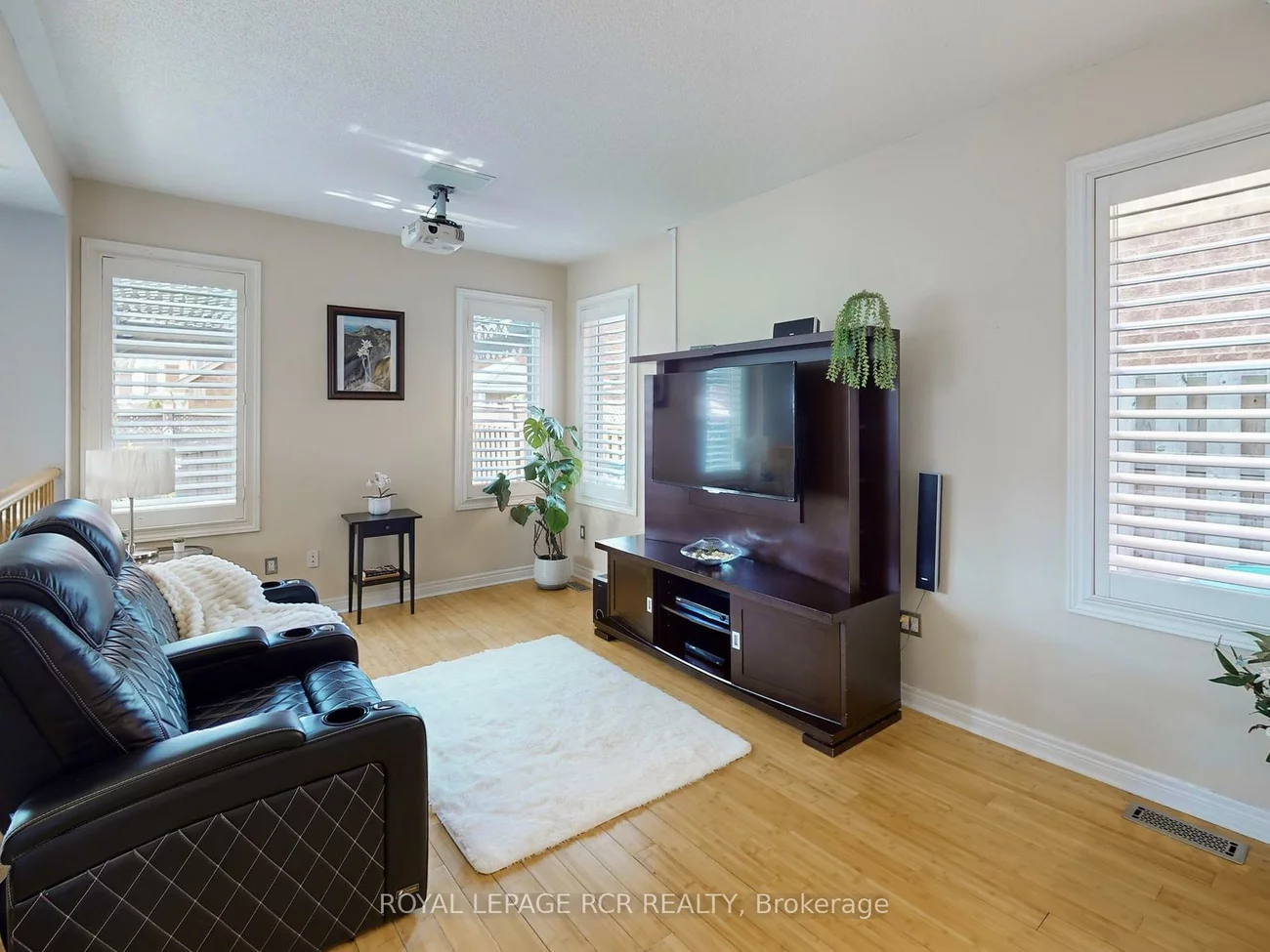 28, Wakely, Bolton West, Caledon
