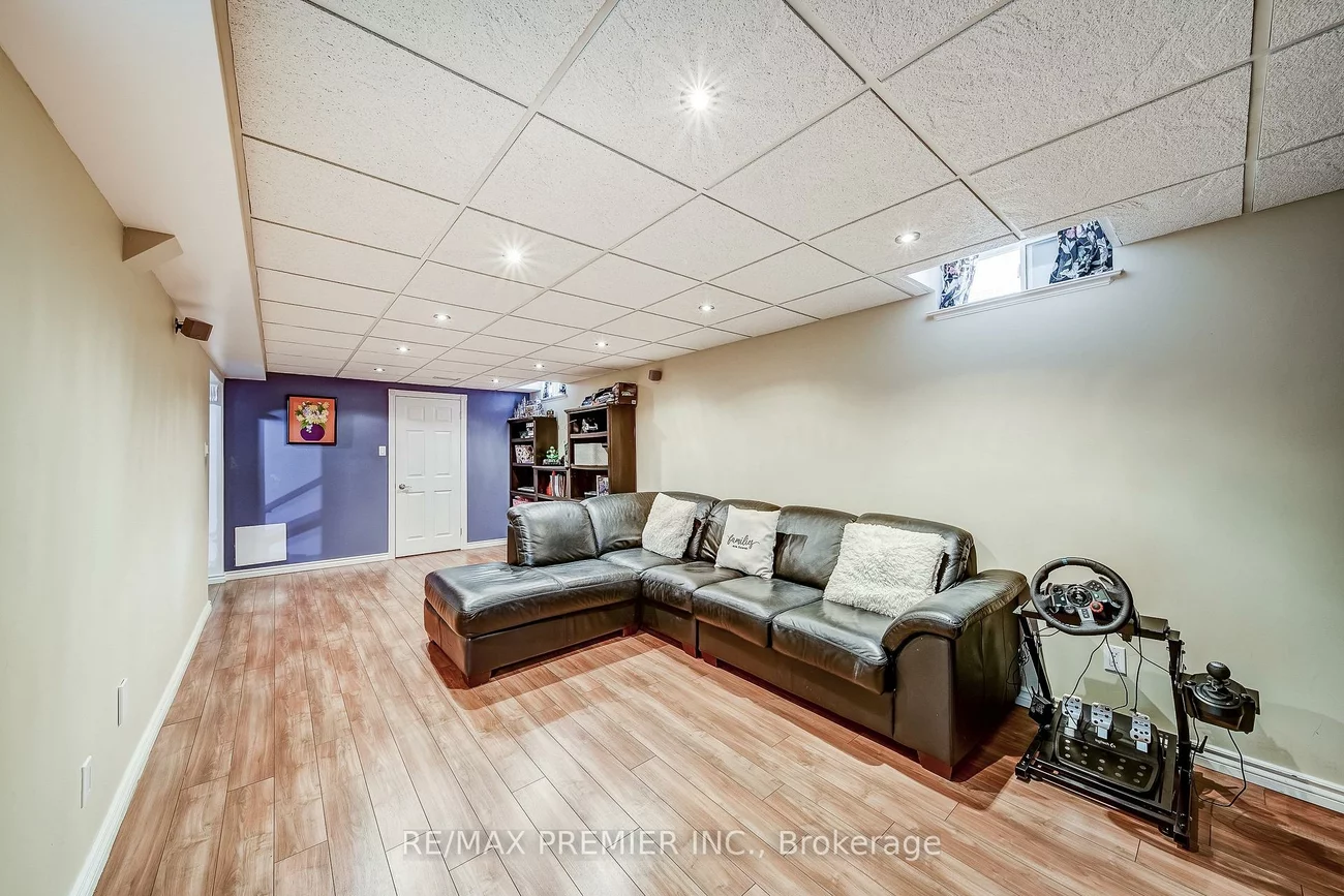 21, Berrydown, Bolton East, Caledon