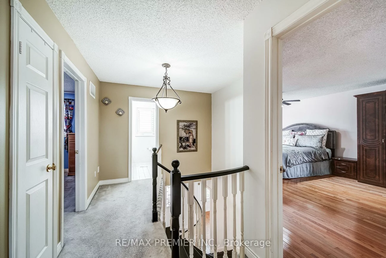 21, Berrydown, Bolton East, Caledon