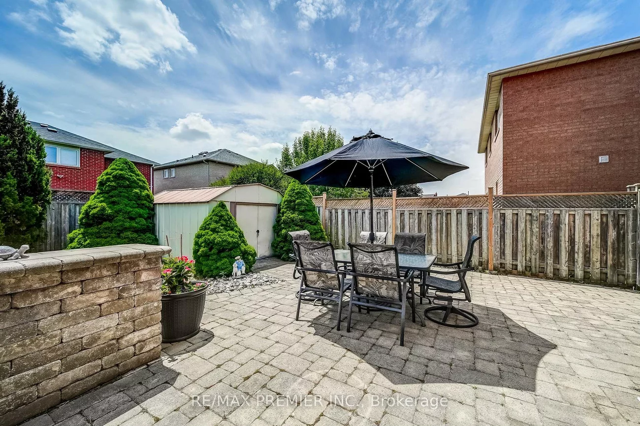 21, Berrydown, Bolton East, Caledon