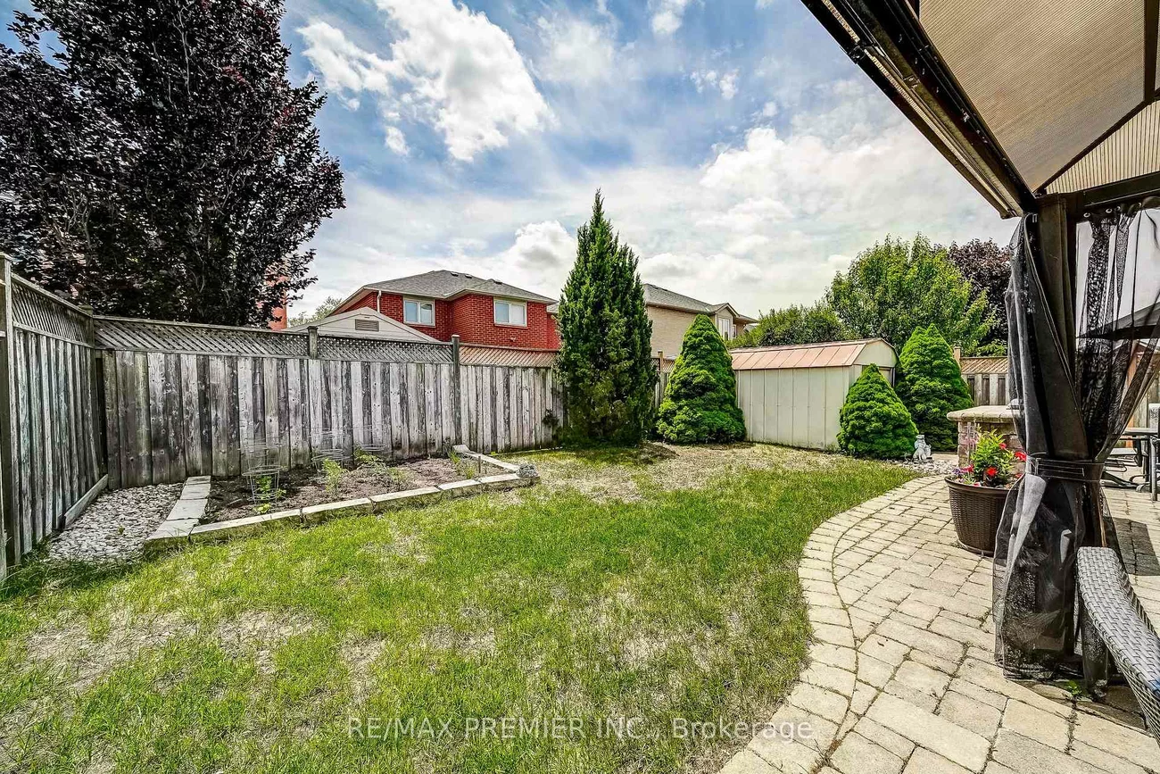 21, Berrydown, Bolton East, Caledon