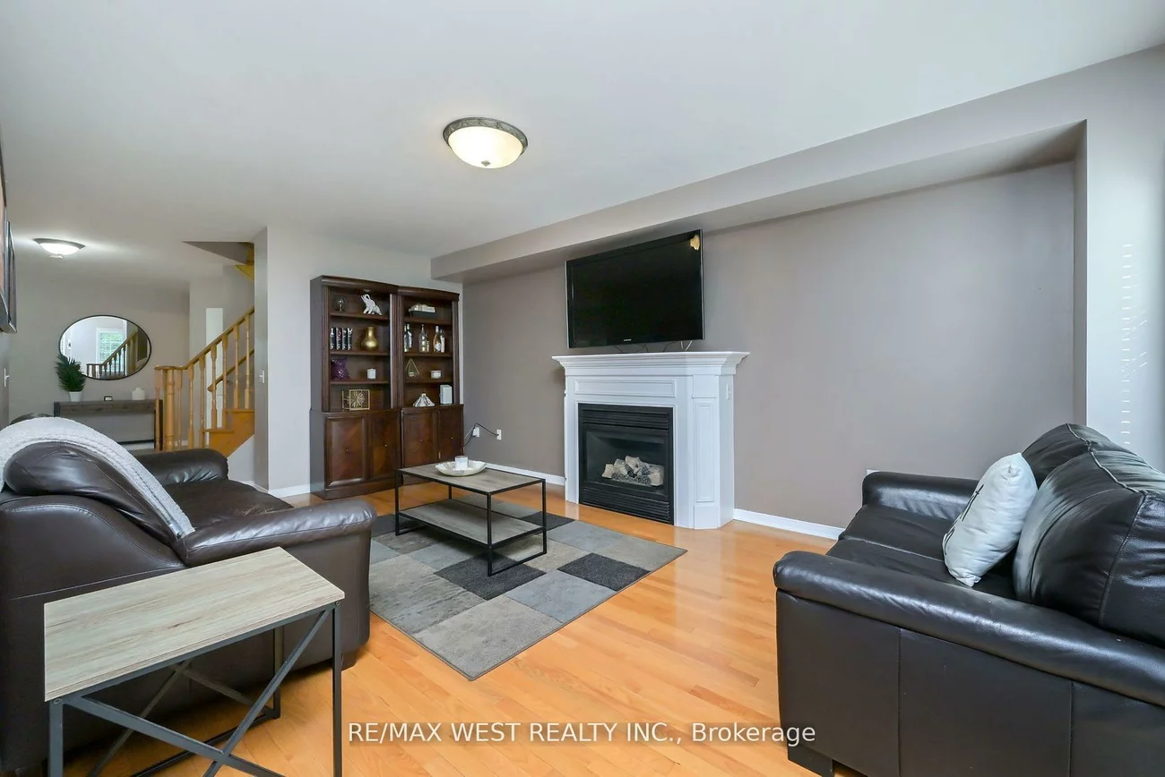 32, Crestridge, Bolton North, Caledon