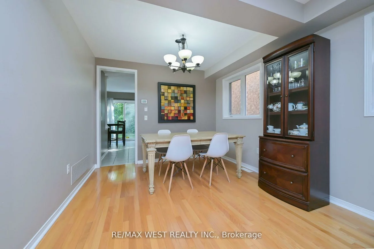 32, Crestridge, Bolton North, Caledon