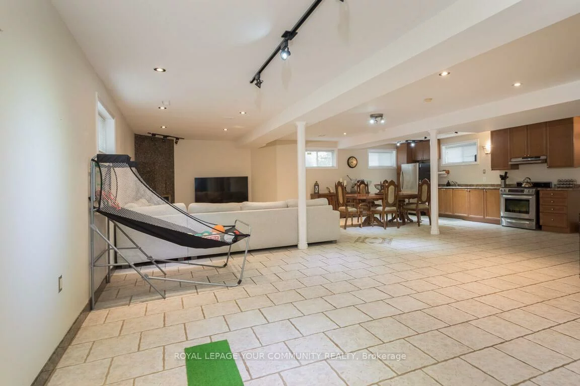 63, Rolling Hills, Bolton West, Caledon