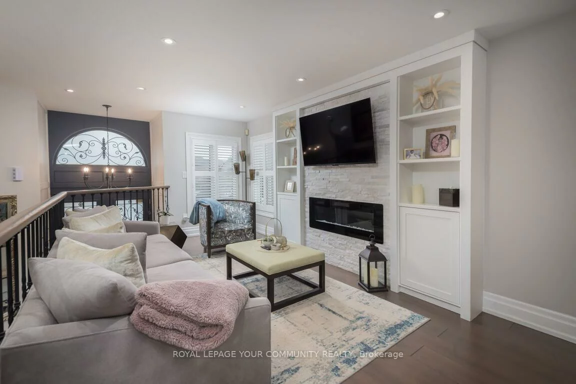 63, Rolling Hills, Bolton West, Caledon