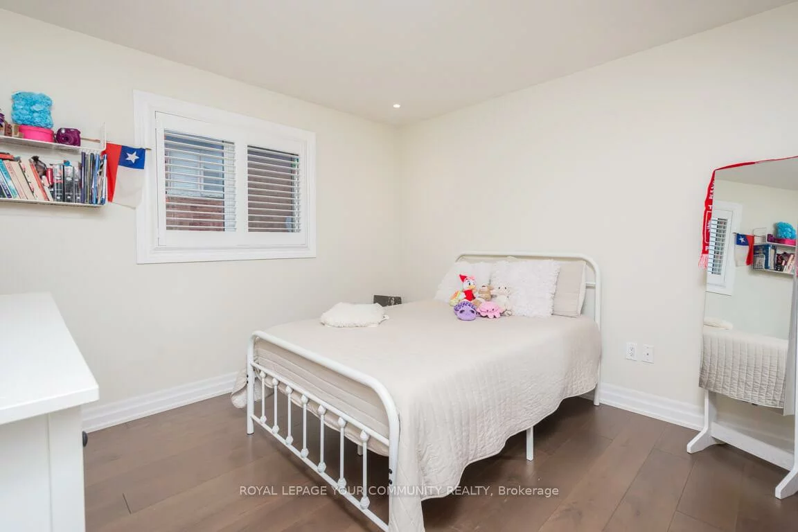 63, Rolling Hills, Bolton West, Caledon