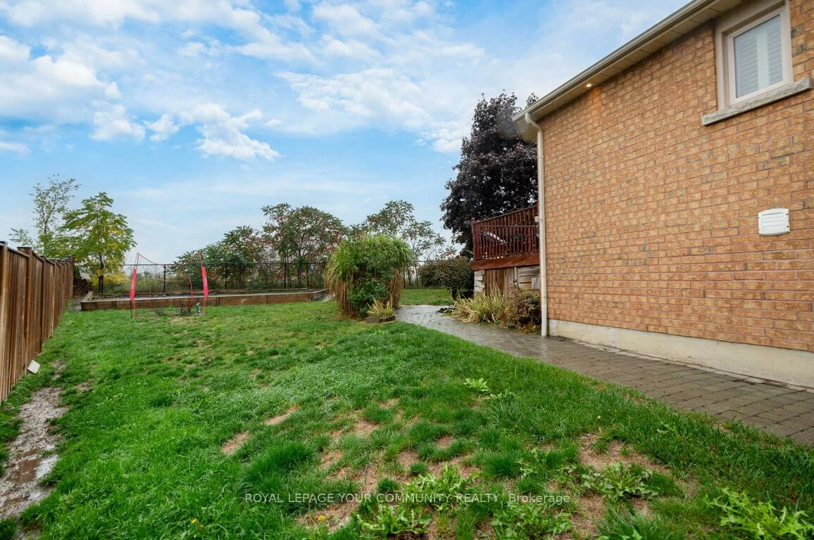 63, Rolling Hills, Bolton West, Caledon