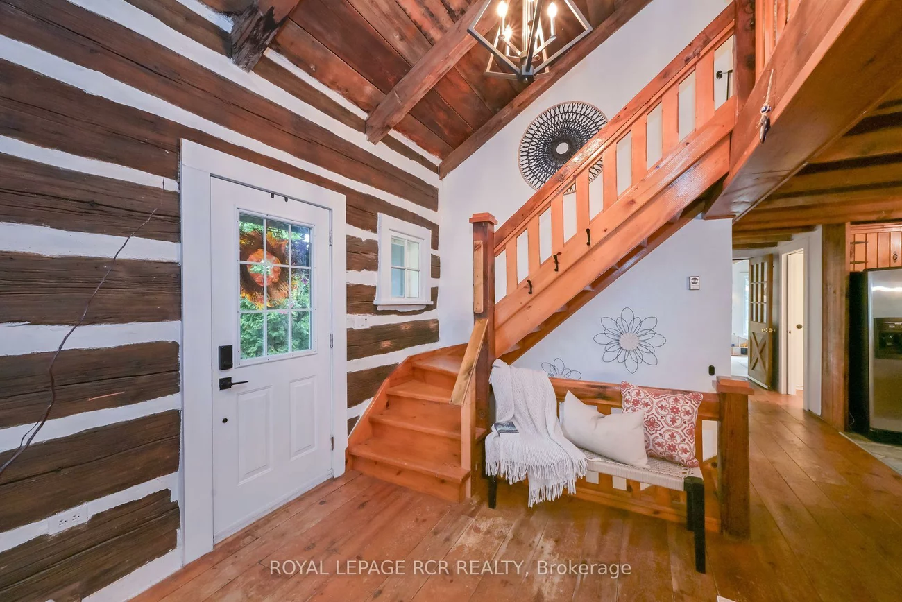 1762, Queen, Alton, Caledon