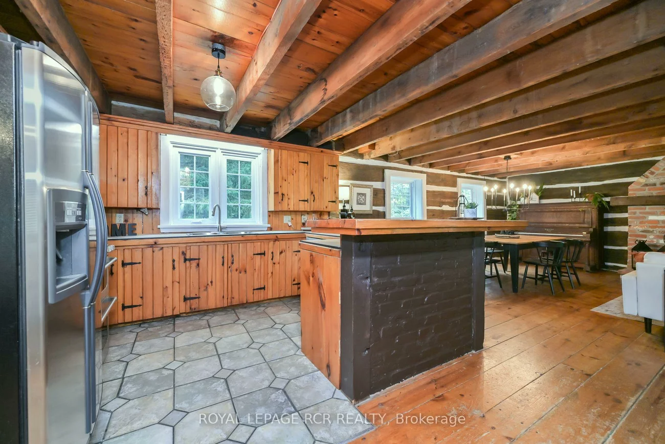 1762, Queen, Alton, Caledon