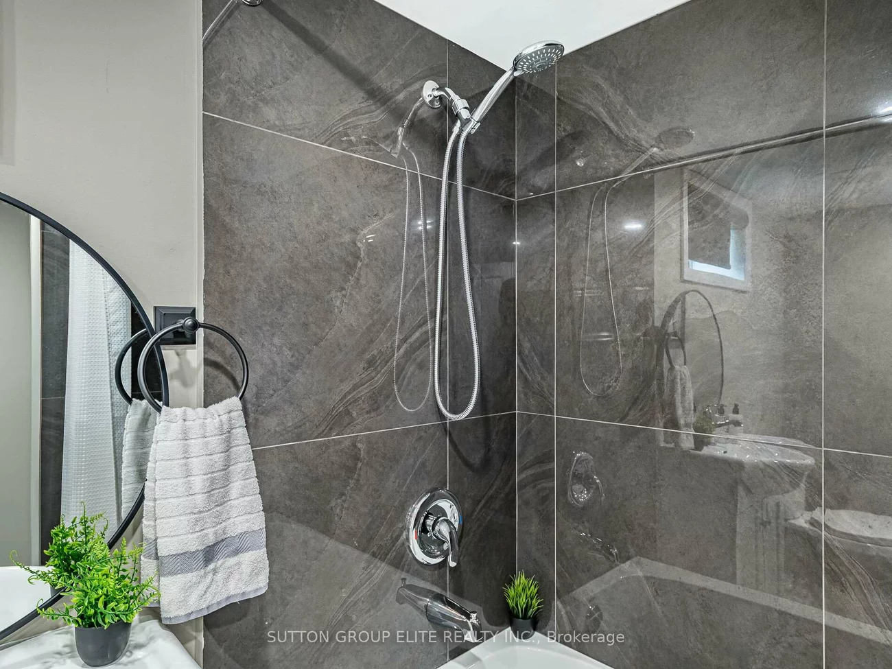 107, Martha, Bolton West, Caledon