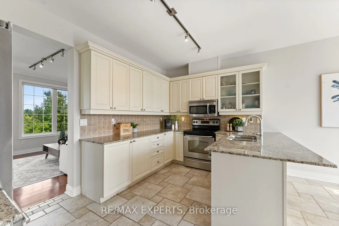 134, Rolling Hills, Bolton West, Caledon