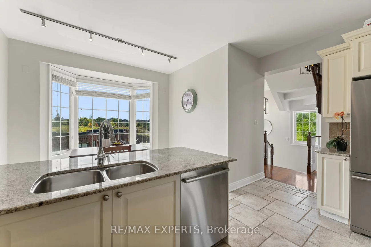 134, Rolling Hills, Bolton West, Caledon