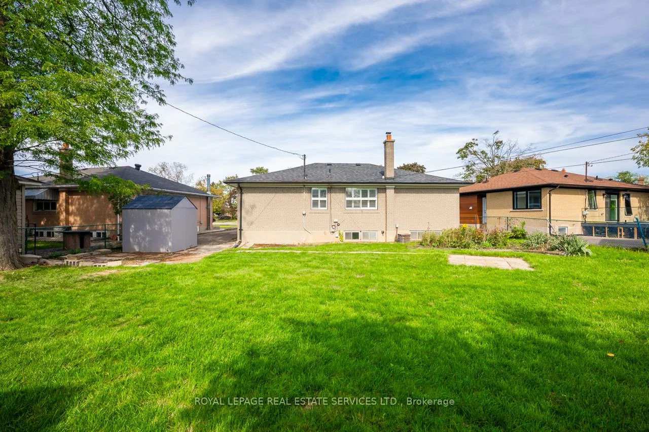 340, Leonard, Bolton West, Caledon