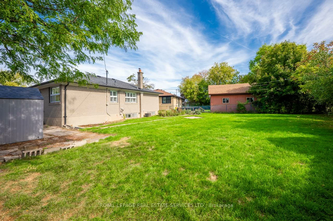 340, Leonard, Bolton West, Caledon