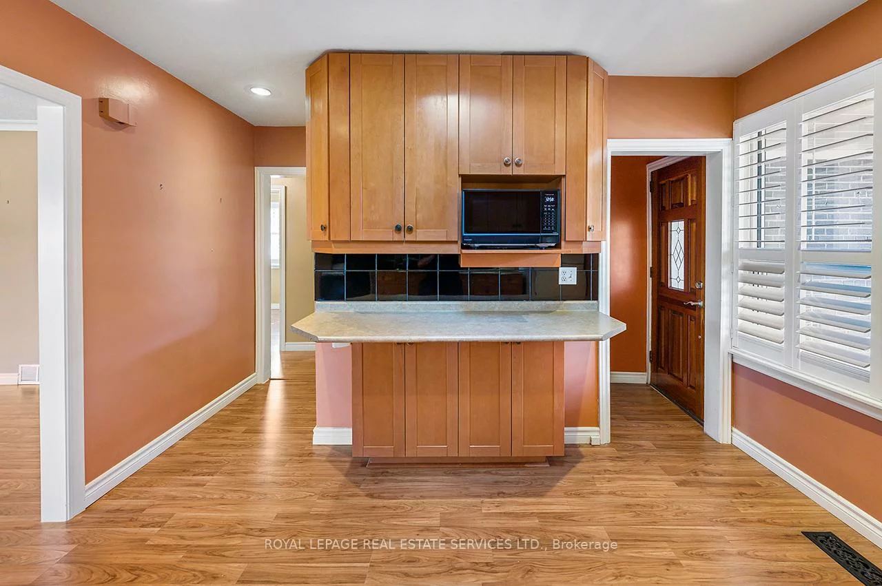 340, Leonard, Bolton West, Caledon