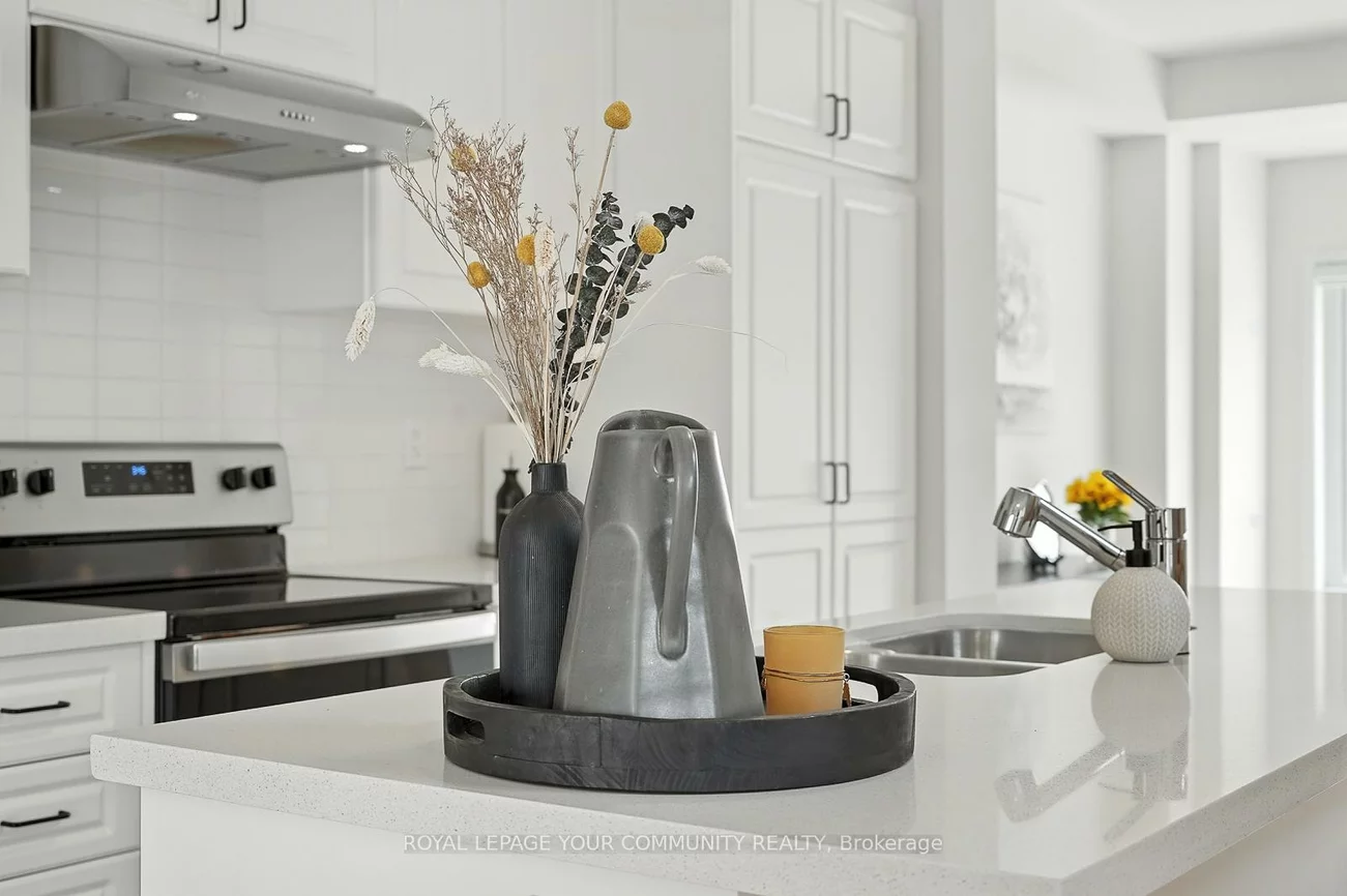 19, Heathrow, Bolton East, Caledon