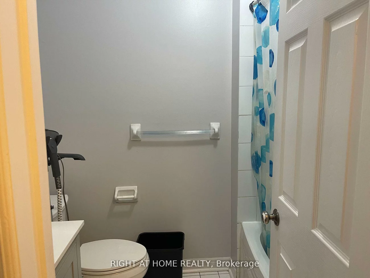 18, Archbury, Bolton East, Caledon