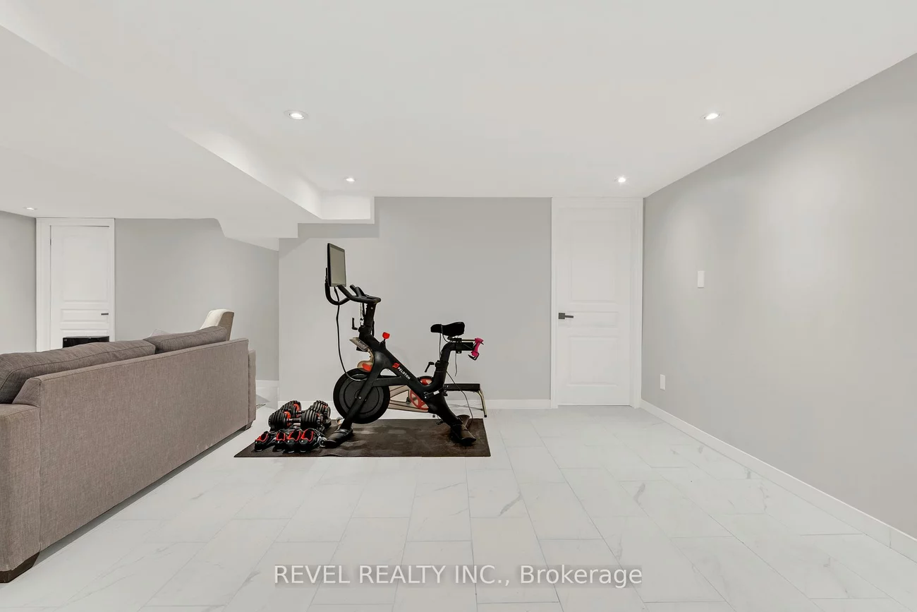 294, Henderson, Bolton West, Caledon