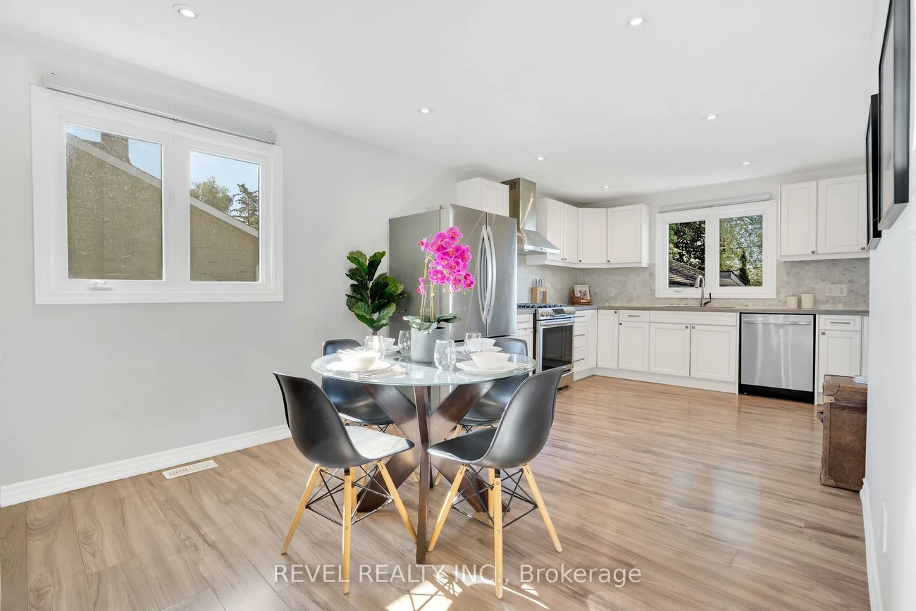 294, Henderson, Bolton West, Caledon