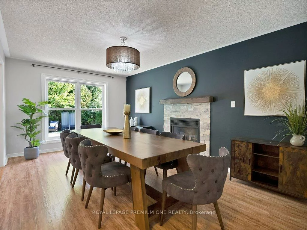 417, Kingsview, Bolton North, Caledon