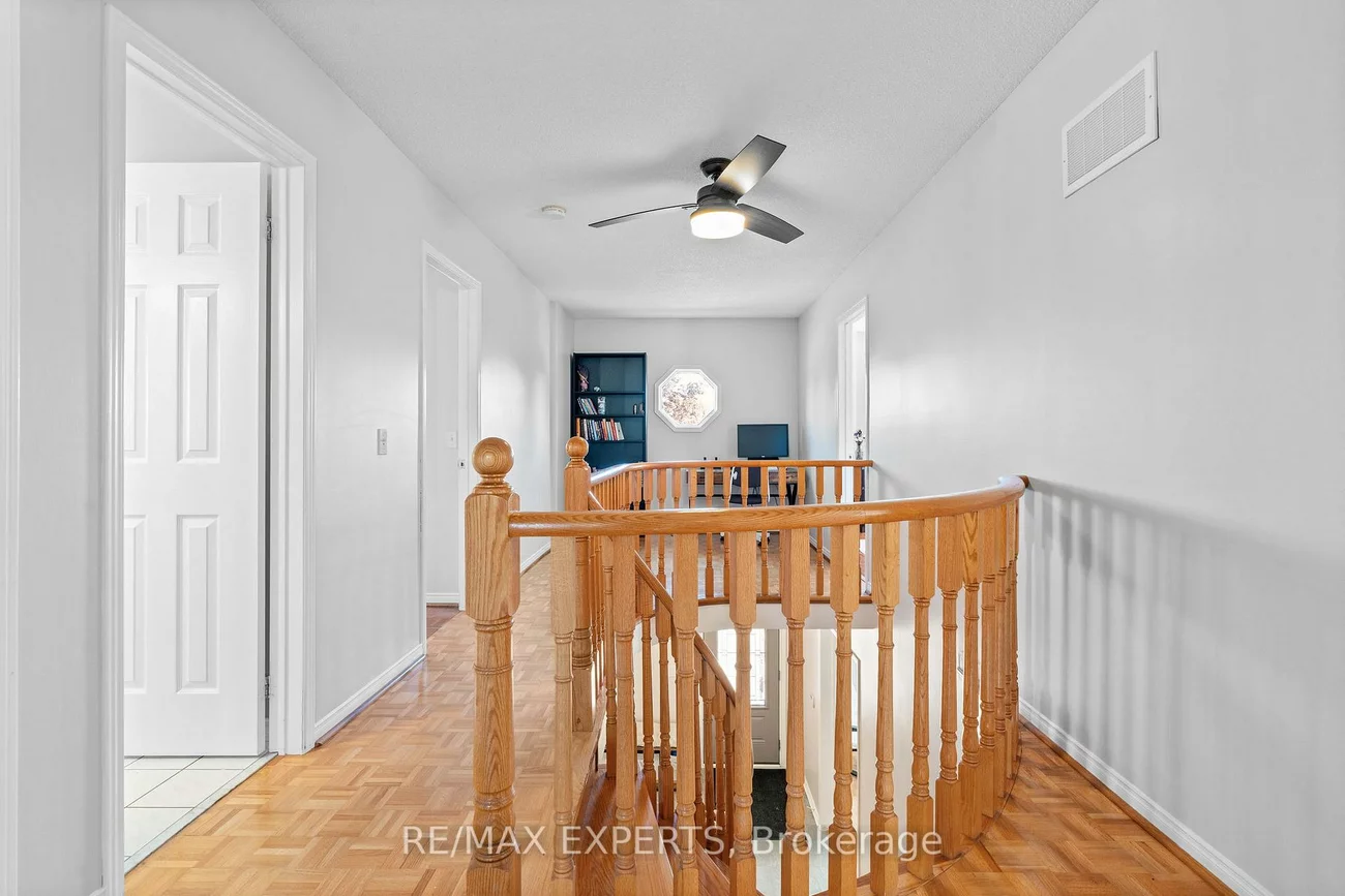 8, Strawberry Hill, Bolton East, Caledon