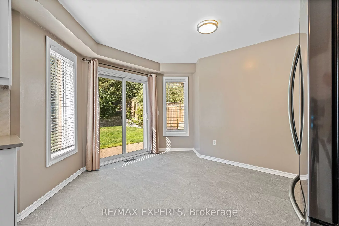 8, Strawberry Hill, Bolton East, Caledon