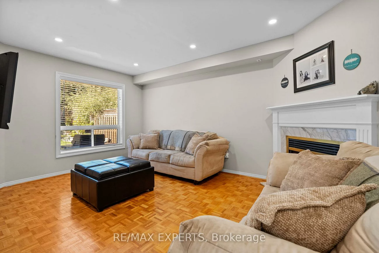 8, Strawberry Hill, Bolton East, Caledon