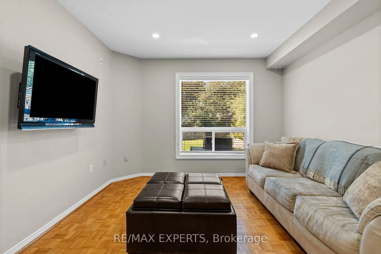 8, Strawberry Hill, Bolton East, Caledon