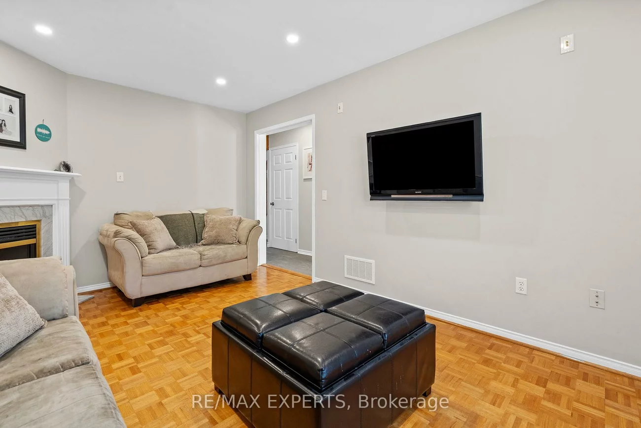 8, Strawberry Hill, Bolton East, Caledon