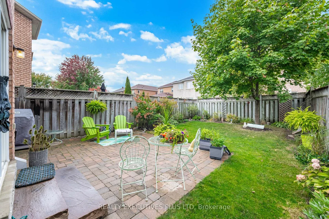 12, Manorwood, Bolton North, Caledon