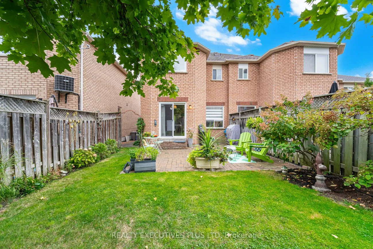 12, Manorwood, Bolton North, Caledon