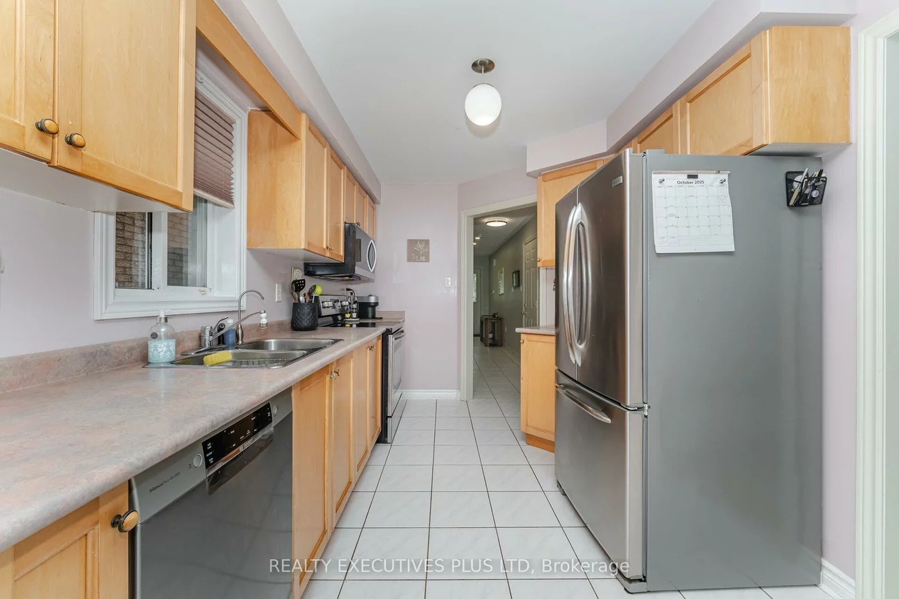 12, Manorwood, Bolton North, Caledon