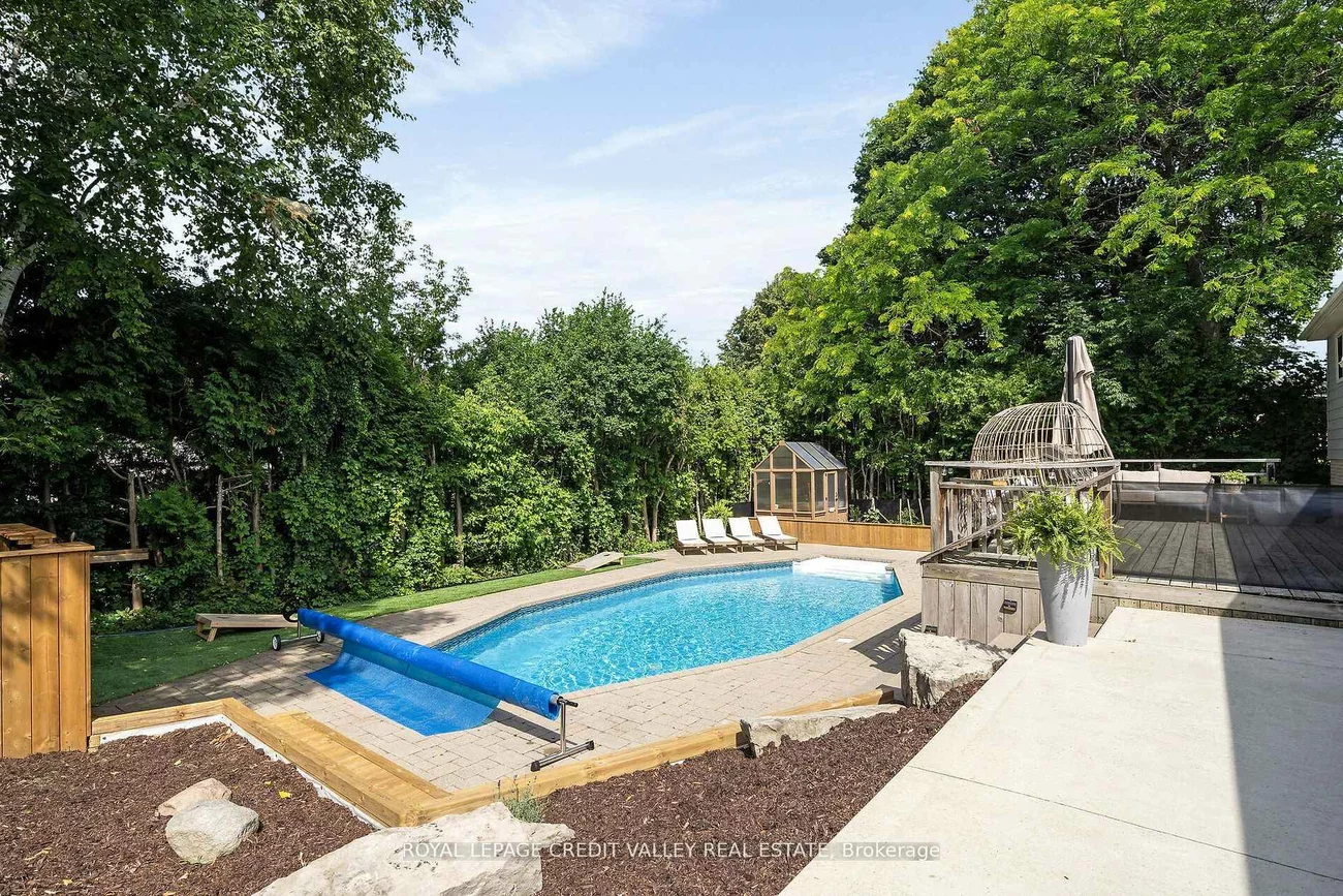 47, Larry, Caledon East, Caledon