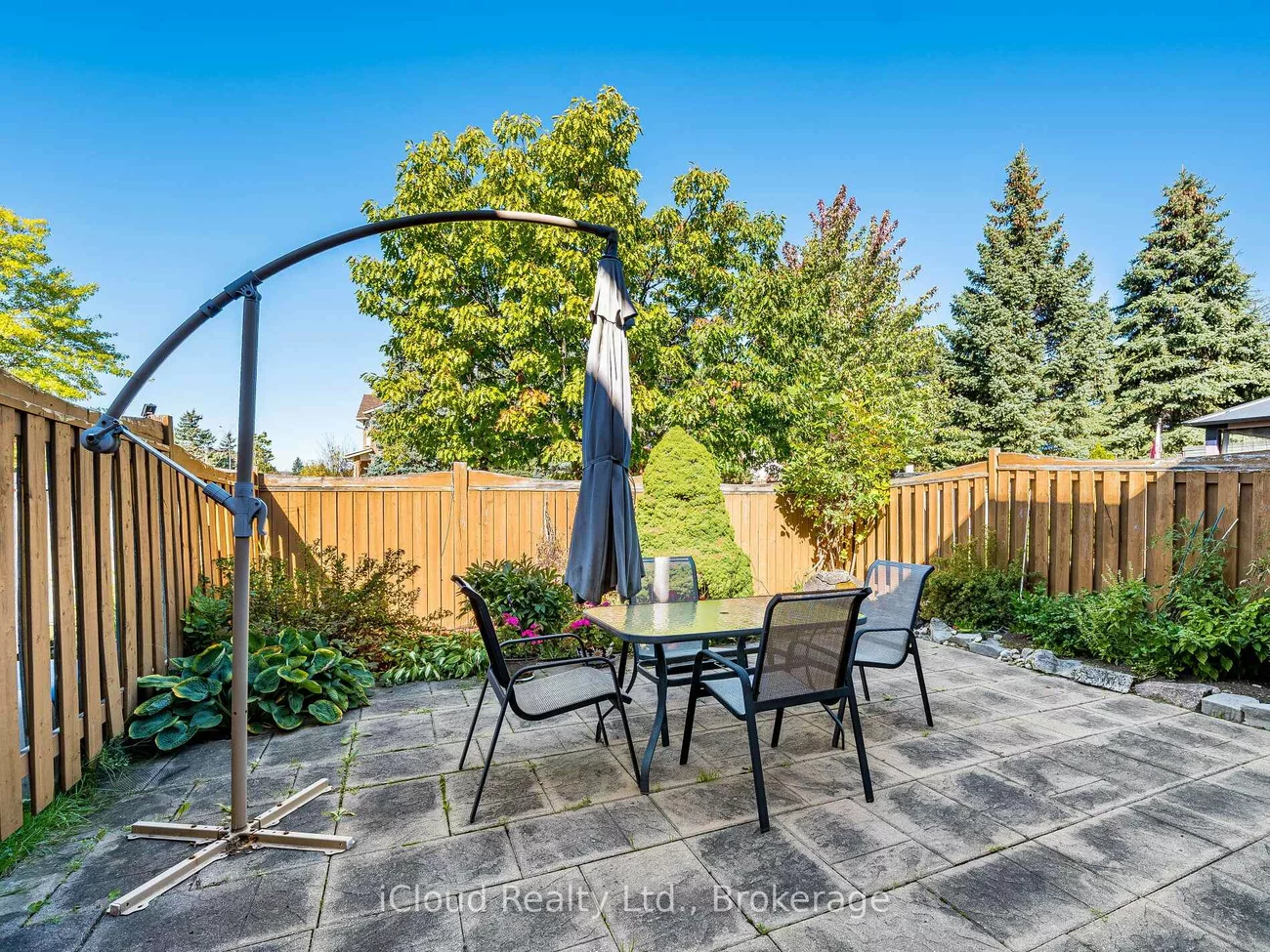 82, Hanton, Bolton East, Caledon