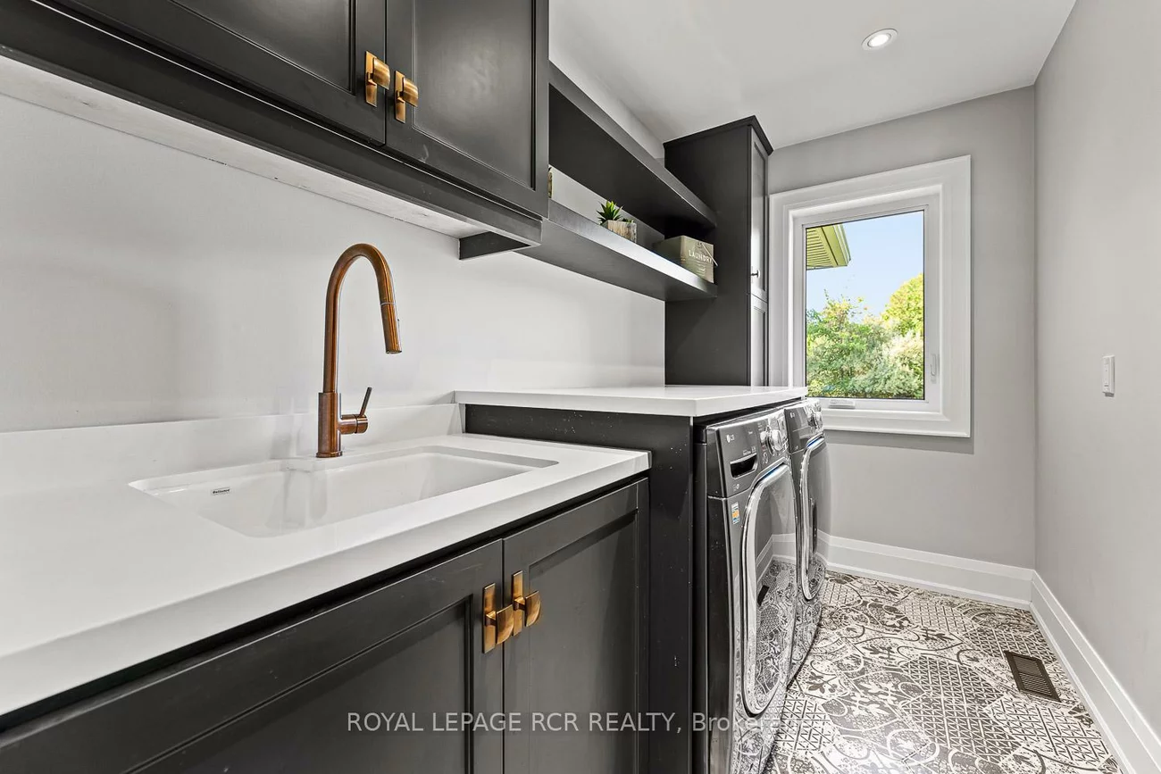 36, Matson, Palgrave, Caledon