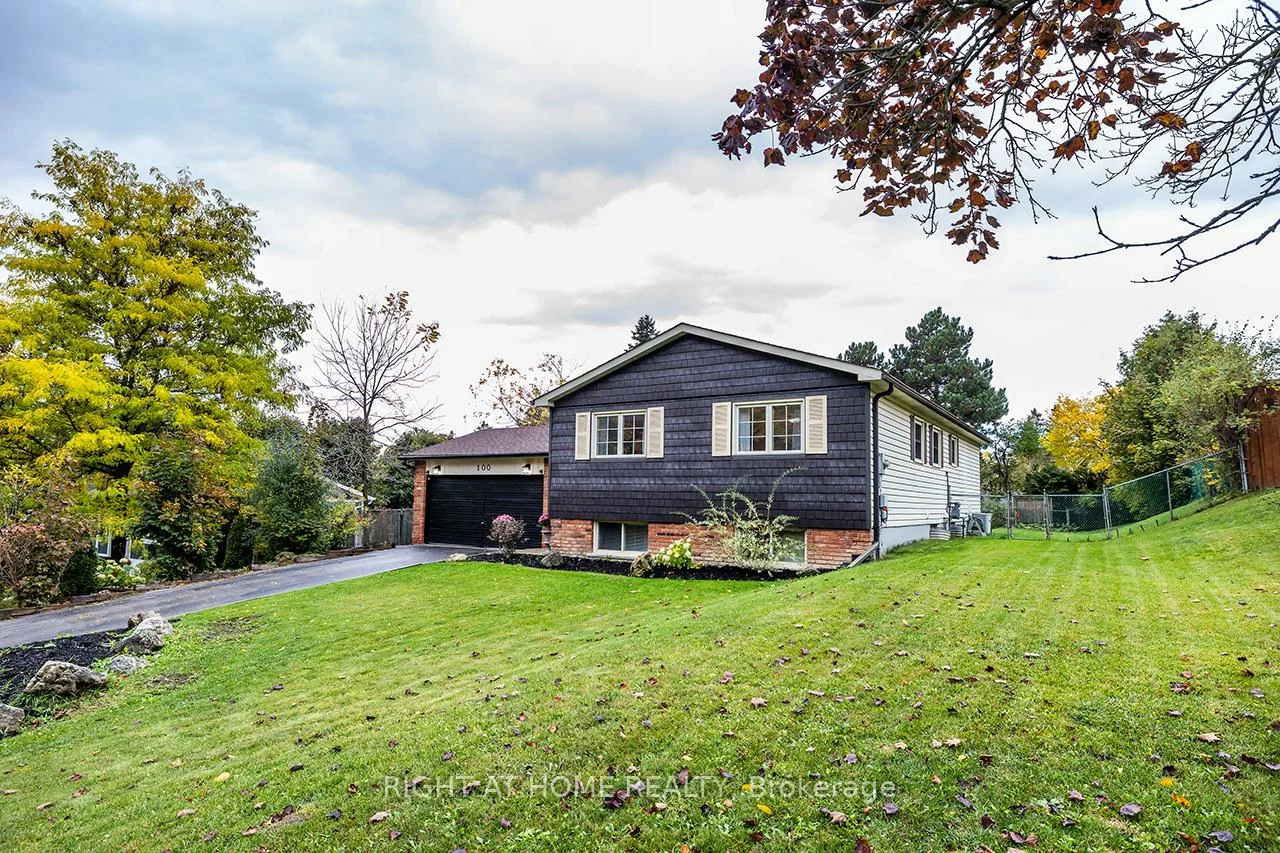 100, Humber Lea, Bolton North, Caledon