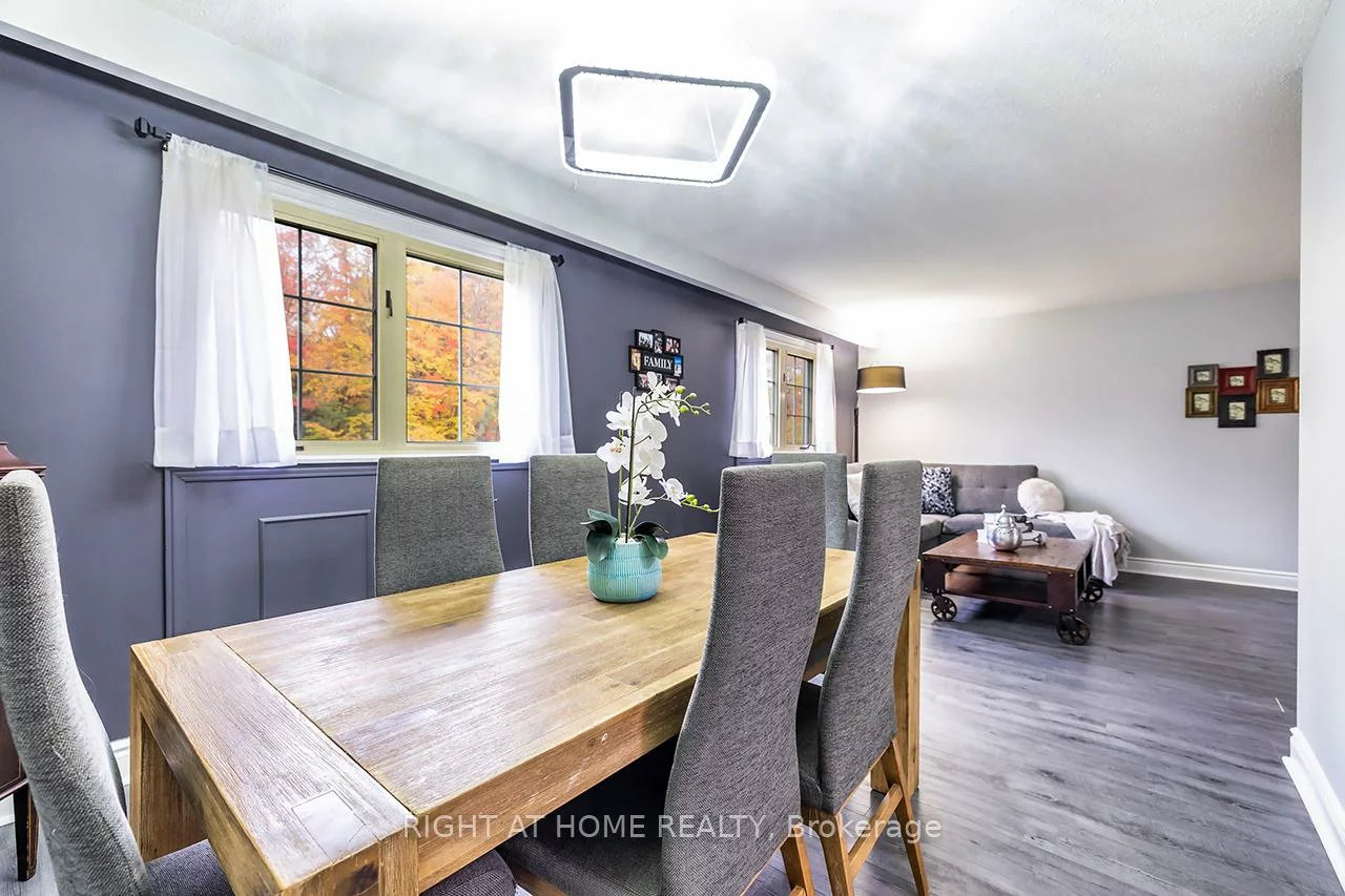 100, Humber Lea, Bolton North, Caledon