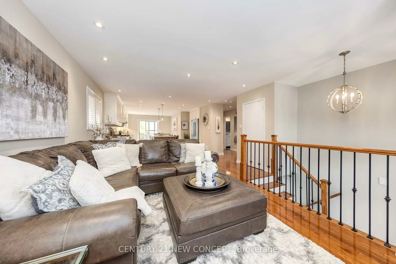 32, Strawberry Hill, Bolton East, Caledon
