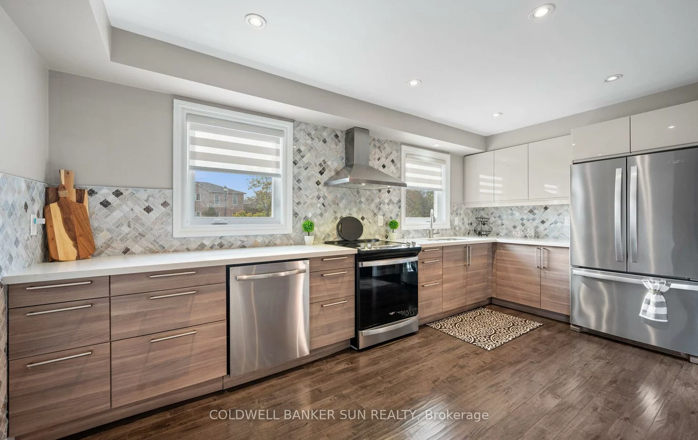 10, Corsham, Bolton East, Caledon