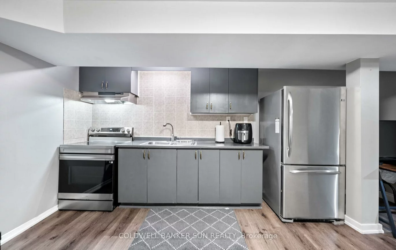 10, Corsham, Bolton East, Caledon