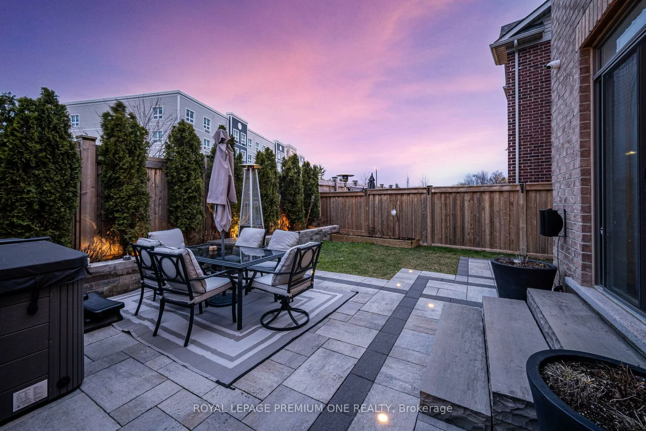 110, Morra, Bolton East, Caledon