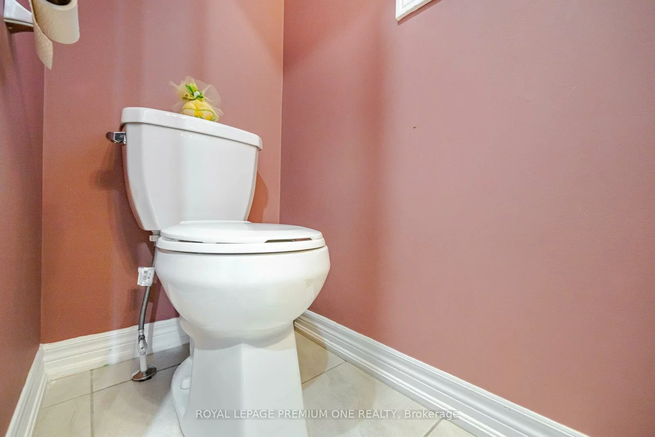 110, Morra, Bolton East, Caledon