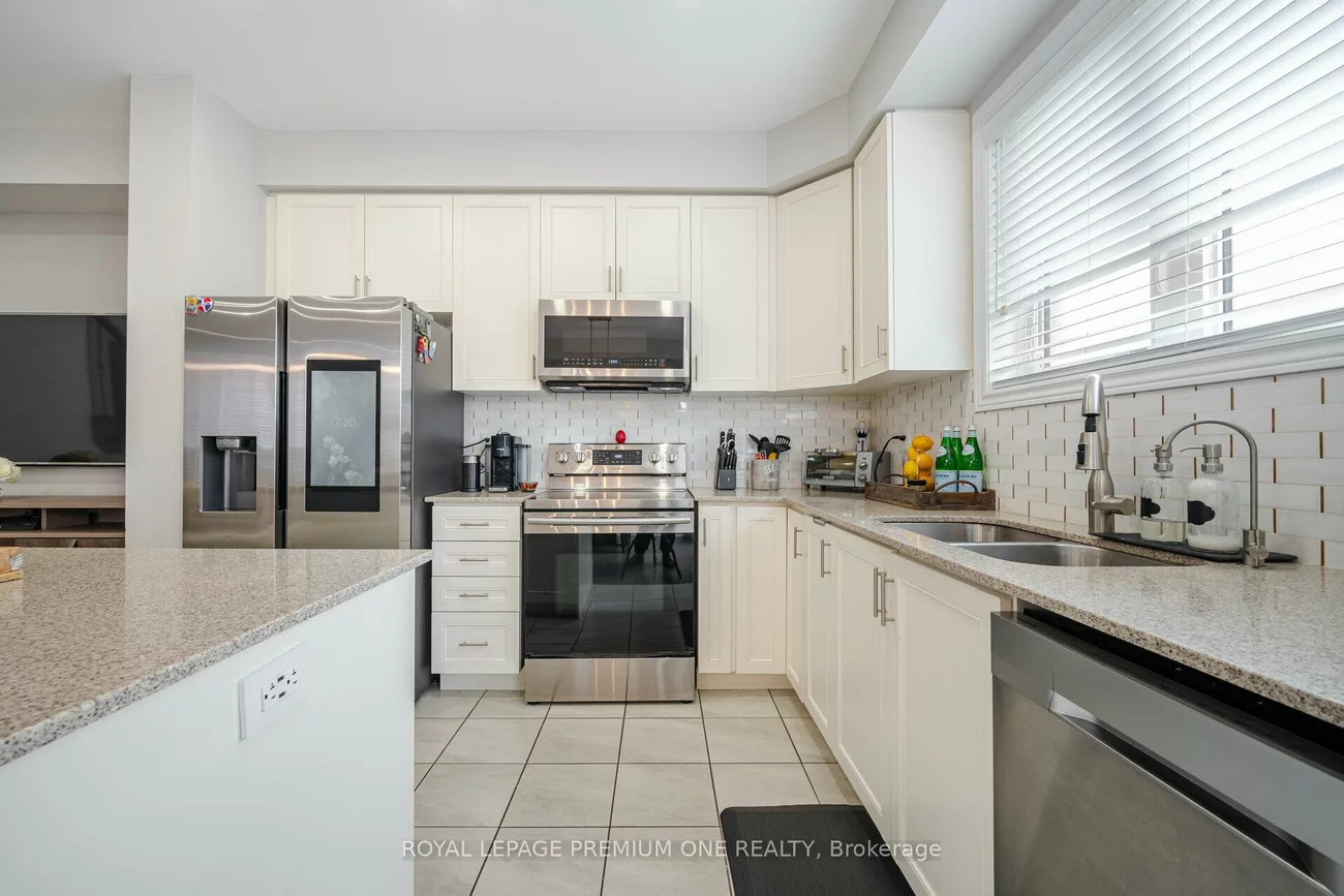 110, Morra, Bolton East, Caledon