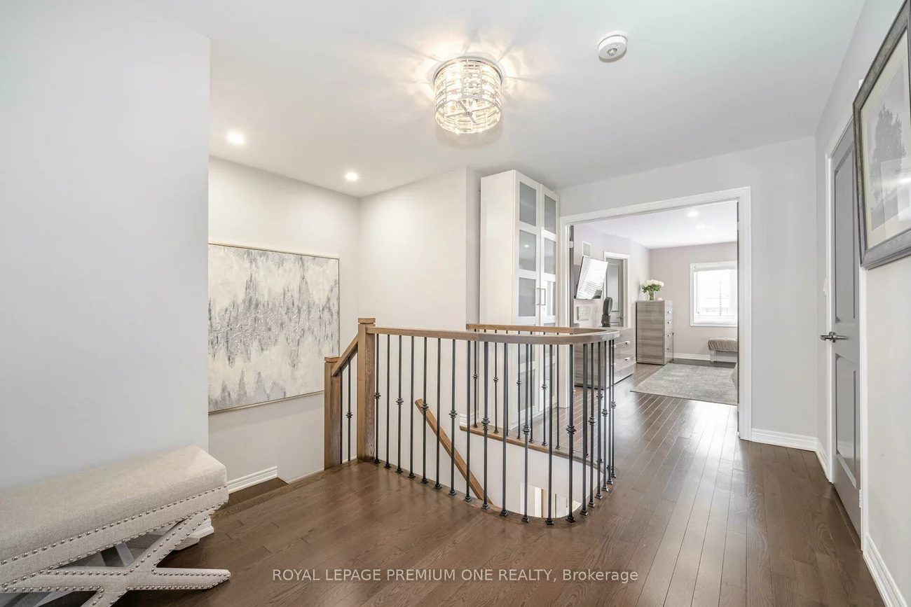 110, Morra, Bolton East, Caledon